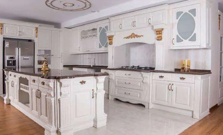 کابینت‌های کلاسیک: شکوه و اصالت در آشپزخانه